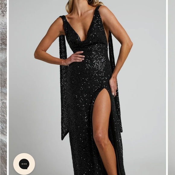 Elegant Black Sequin Evening Dress - Picture 2 of 6